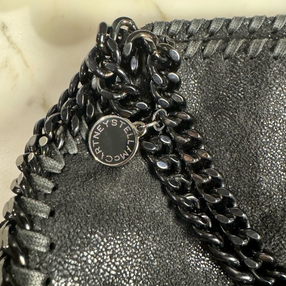 Stella McCartney Falabella black faux brushed leather bag with black straps - Picture 2 of 13
